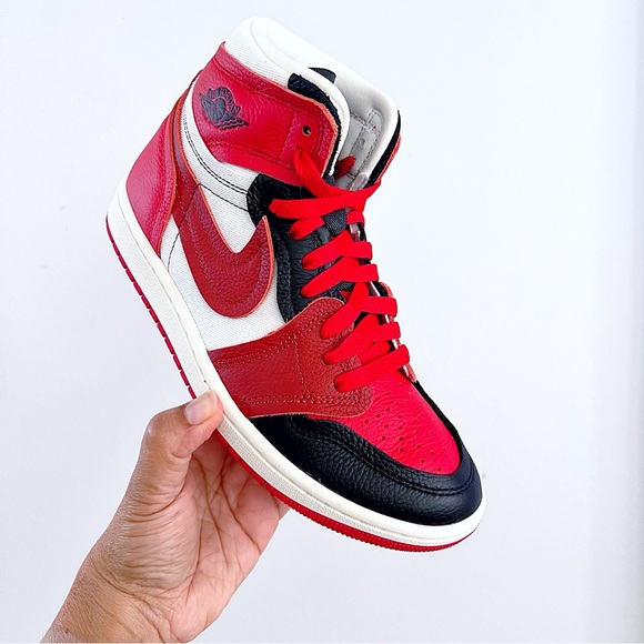 Women’s Nike Air Jordan 1 Method of Make High Sneakers - Picture 3 of 7